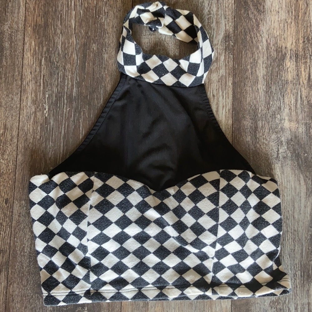 High necked halter with mesh and chevron print